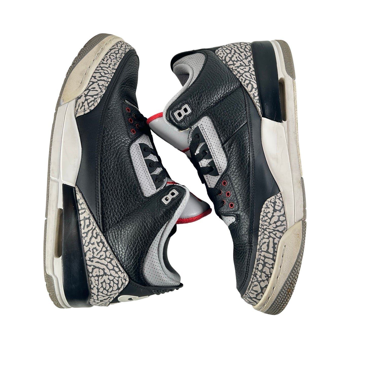 854262 001 Jordan 3 Black Cement 2018 [USED] - 13 M (Used) (No Box)