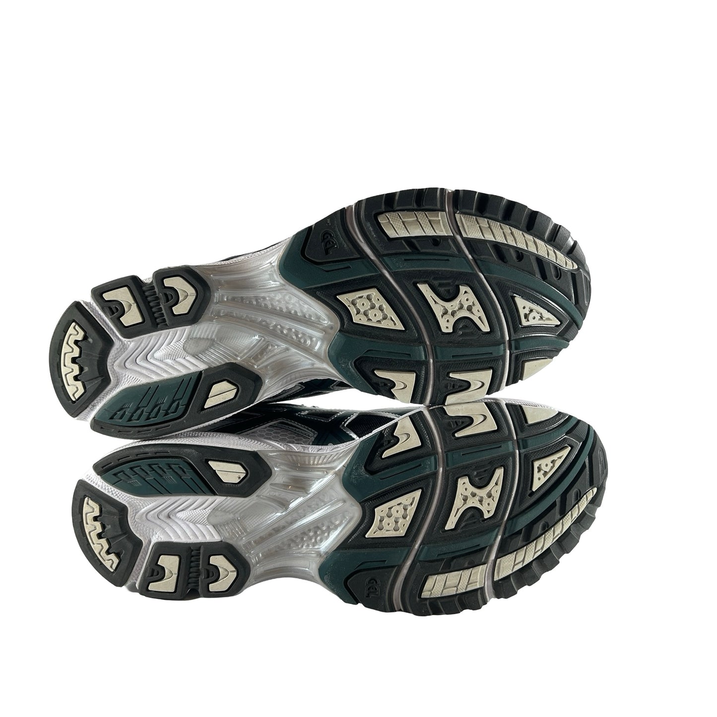 1203A543 103 ASICS Gel-Nimbus 10.1 White Saxon Green [USED] - 11 M (VNDS)