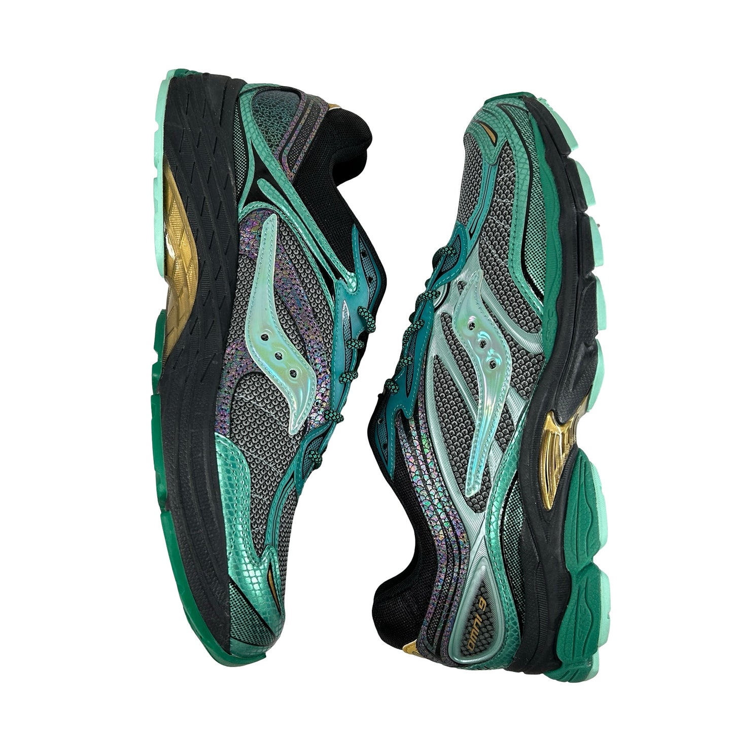 S70934 2 Saucony ProGrid Omni 9 Glowaconstrictor Green [USED] - 11.5 M (Used)