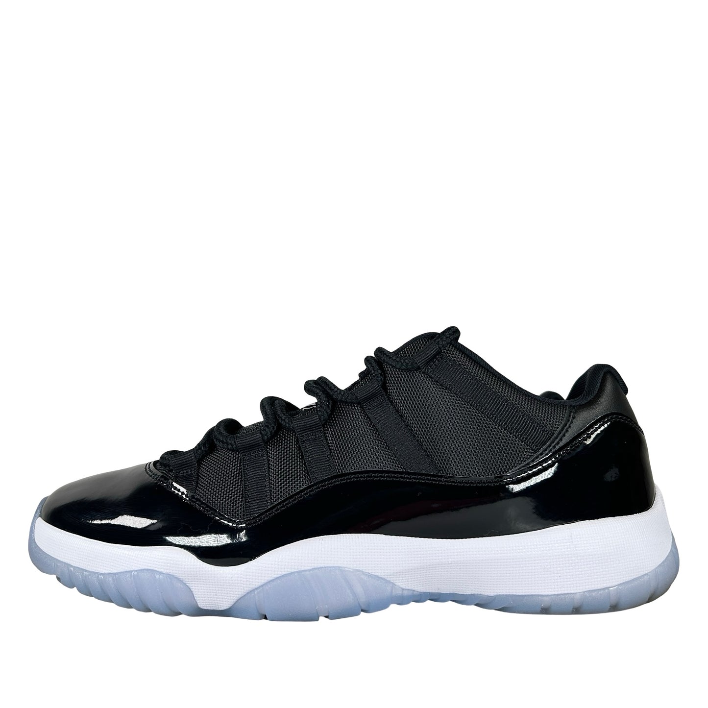 FV5104 004 Jordan 11 Retro Low Space Jam [USED] - 11 M (Used)