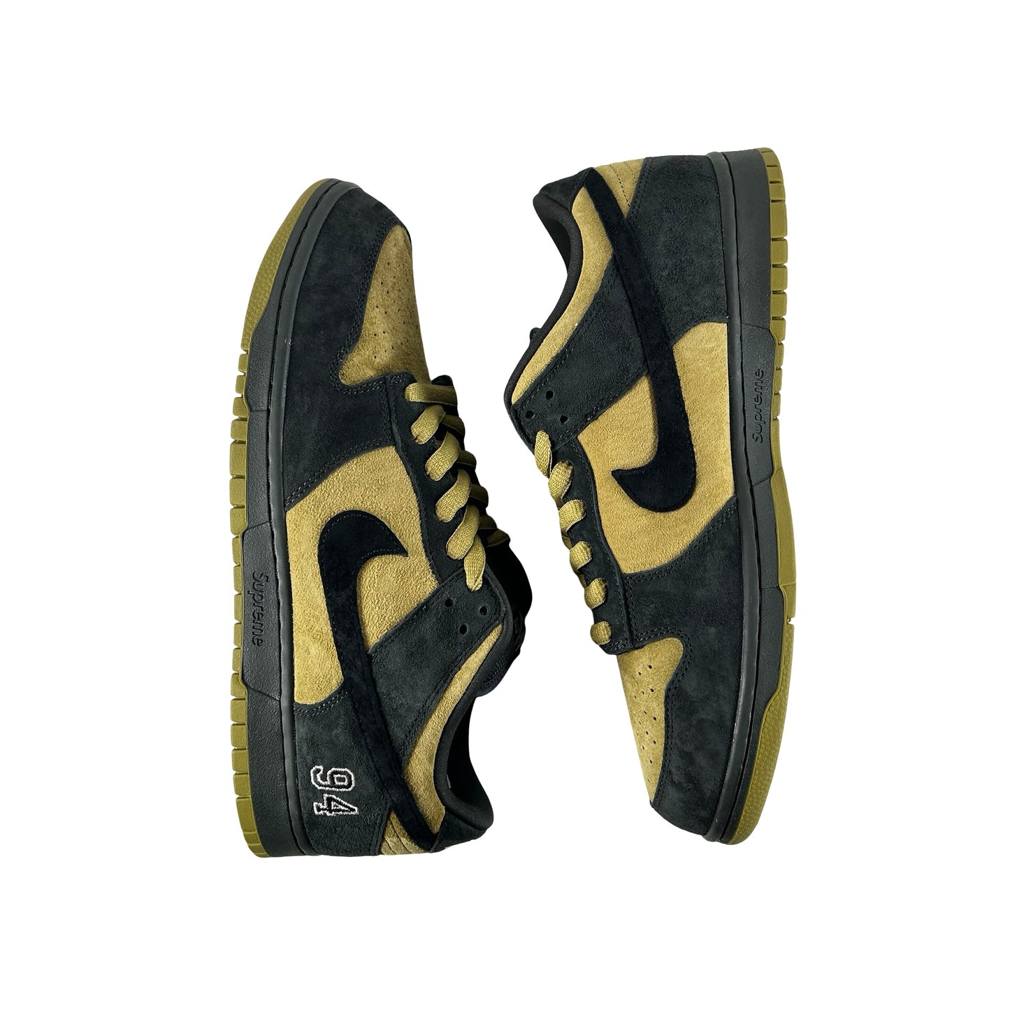 HQ8487 300 Nike SB Dunk Low Supreme 94 Camper Green [USED] - 11 M (VNDS)
