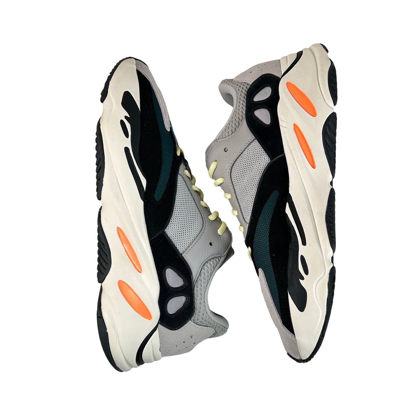 B75571 Yeezy 700 Wave Runner [USED] - 12.5 M (Used)