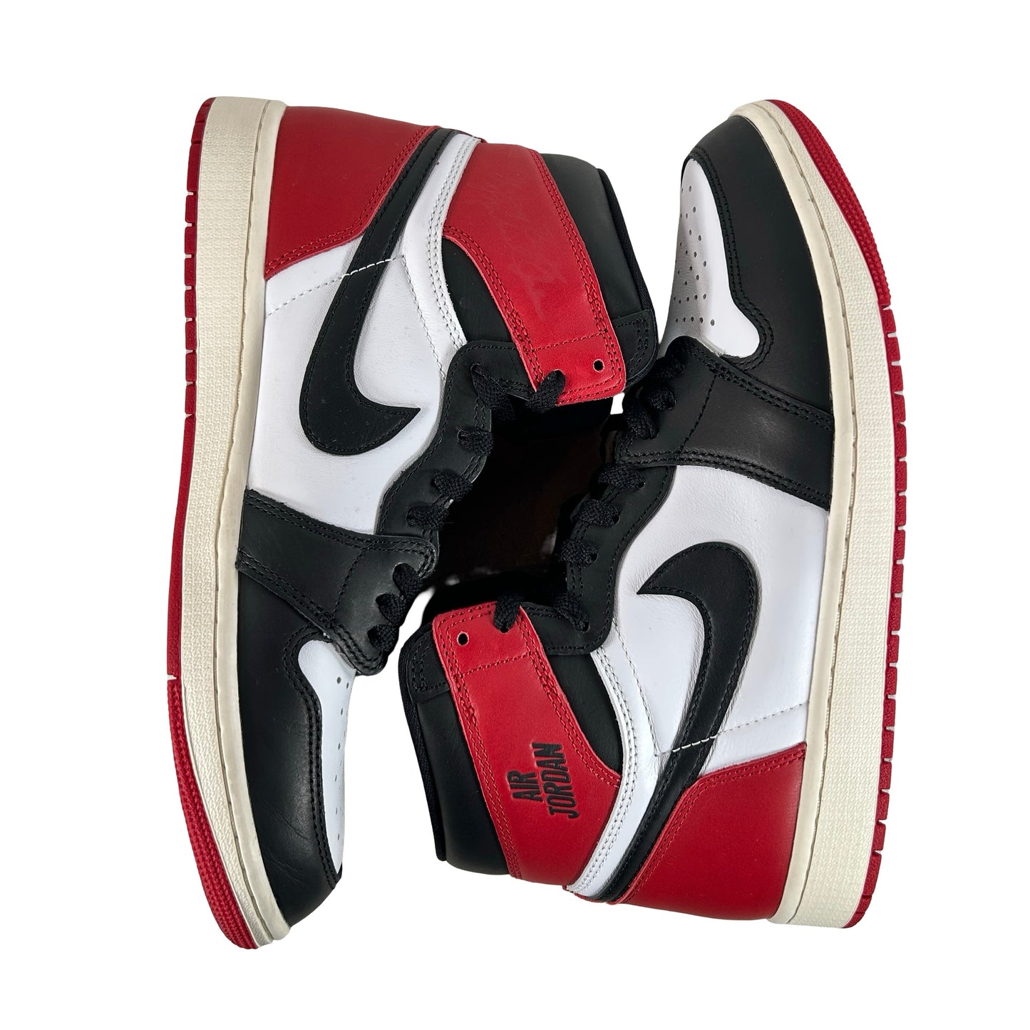 DZ5485 106 Air Jordan 1 High OG Black Toe Reimagined [USED] - 10.5 M (Used13)