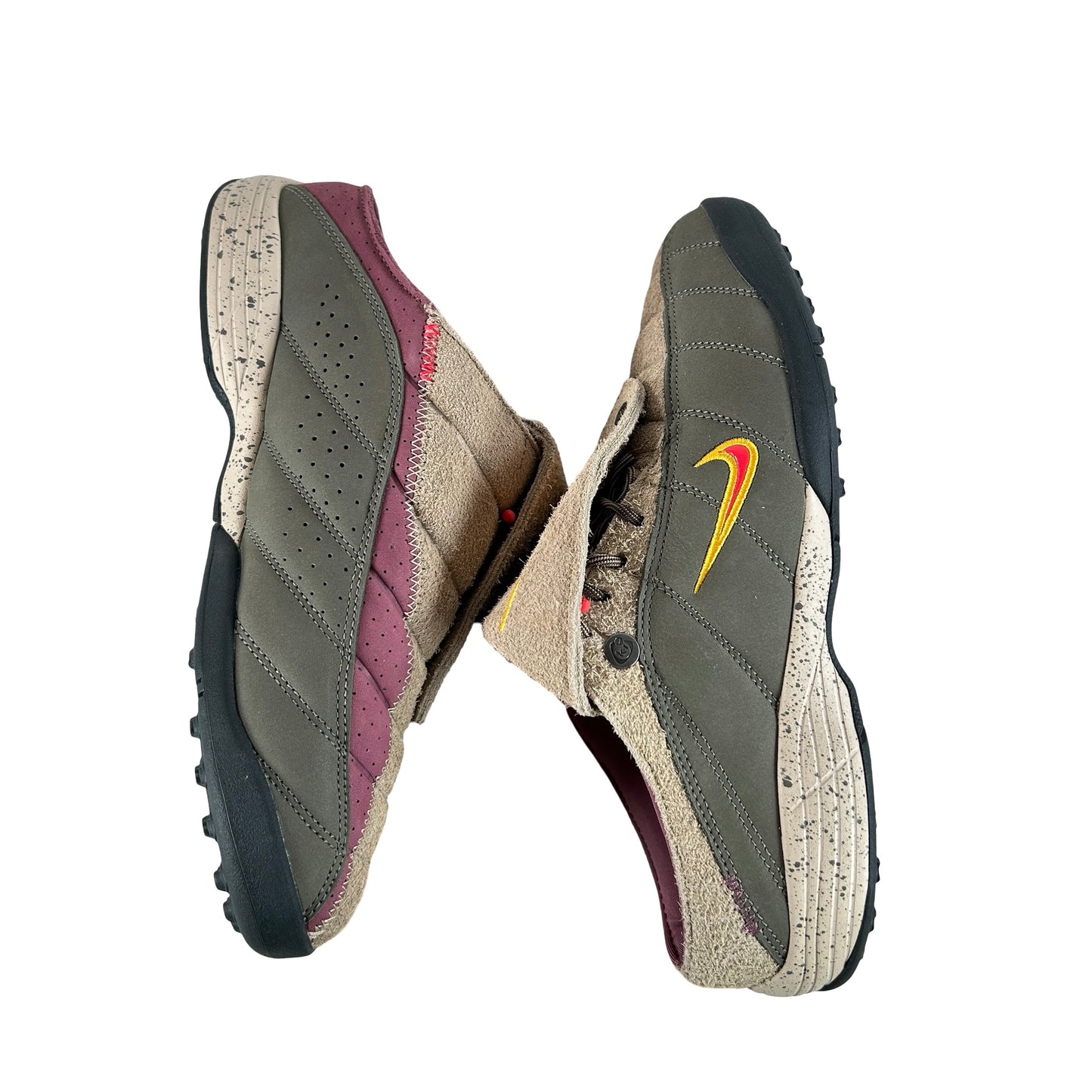 IH4422 200 Nike Total 90 Mule Kids of Immigrants Khaki [USED] - 10.5 M (Used)