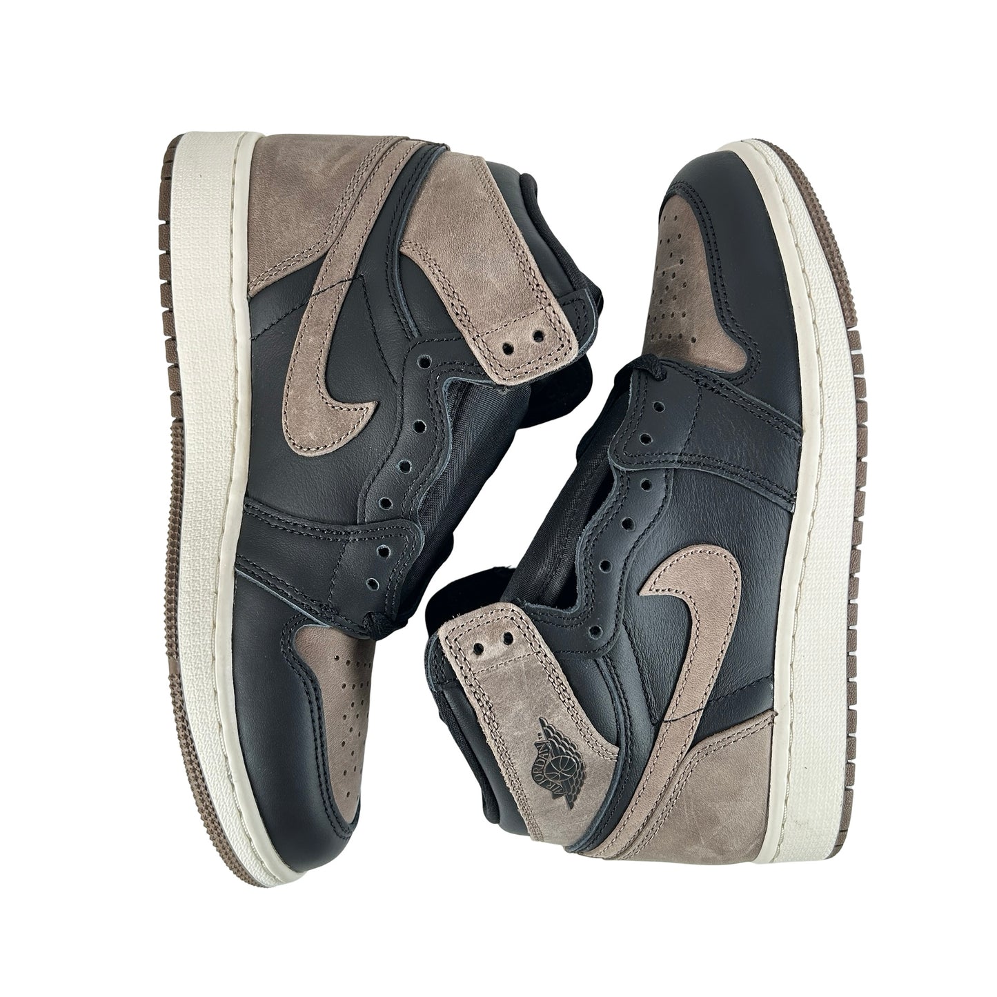 FD1437 020 Jordan 1 Retro High OG Palomino (GS) [CONDITIONAL] - 5.5 Y (Heel Tabs Scuffed)