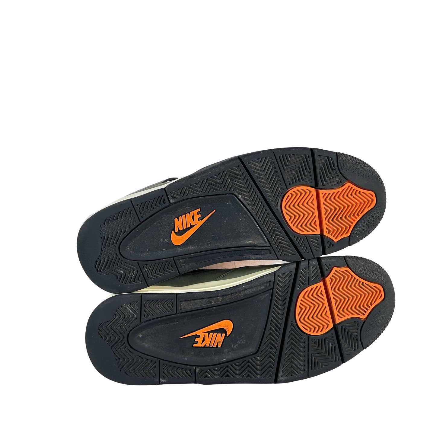 IB1519 200 Jordan 4 Retro OG SP Undefeated (2025) [USED] - 10.5 M (Used5)