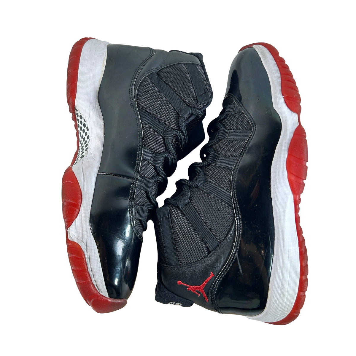 378037 061 Jordan 11 Bred (2019) [USED] - 10 M (Used12)