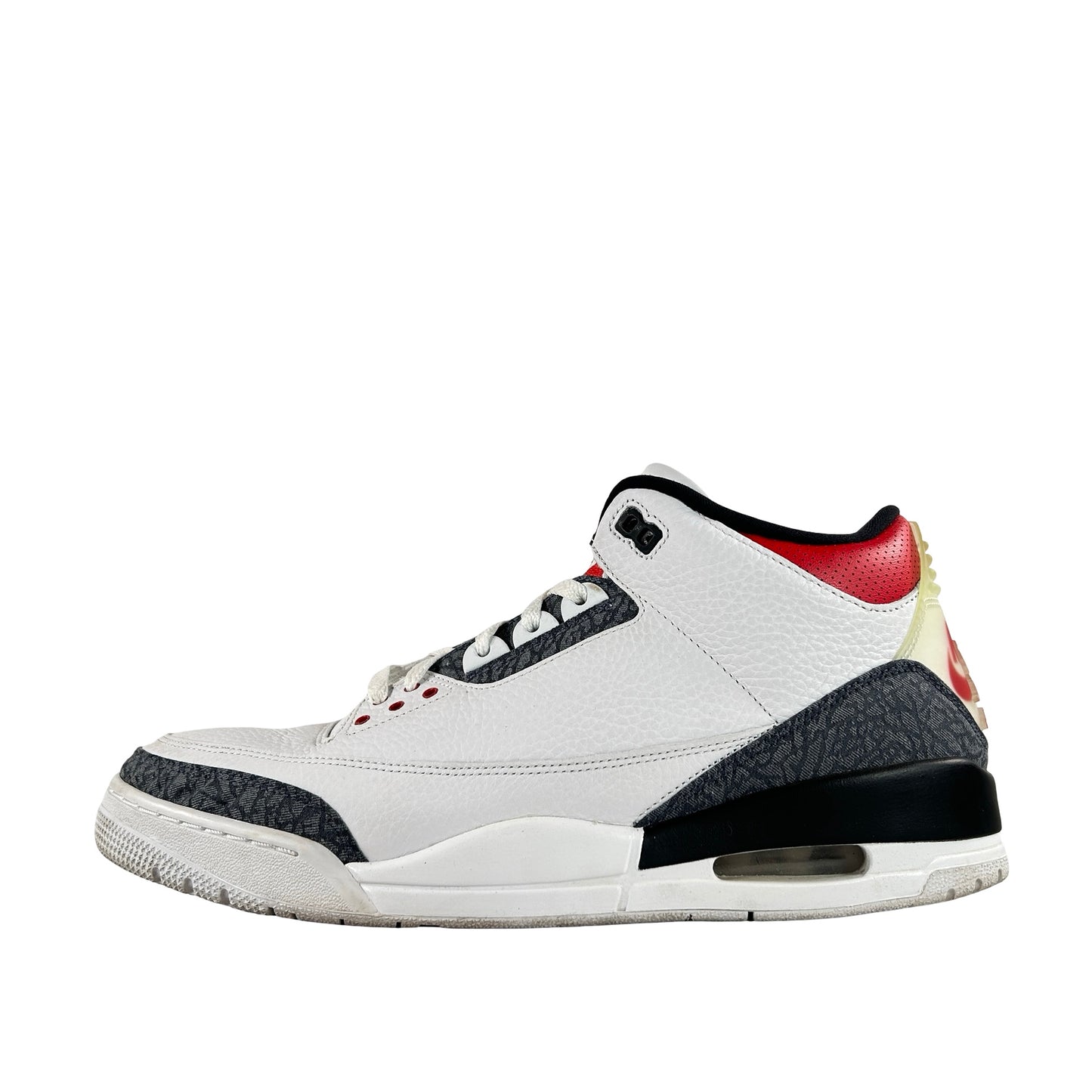 CZ6431 100 Jordan 3 Retro SE Fire Red Denim (2020) [USED] - 13 M (Used3)