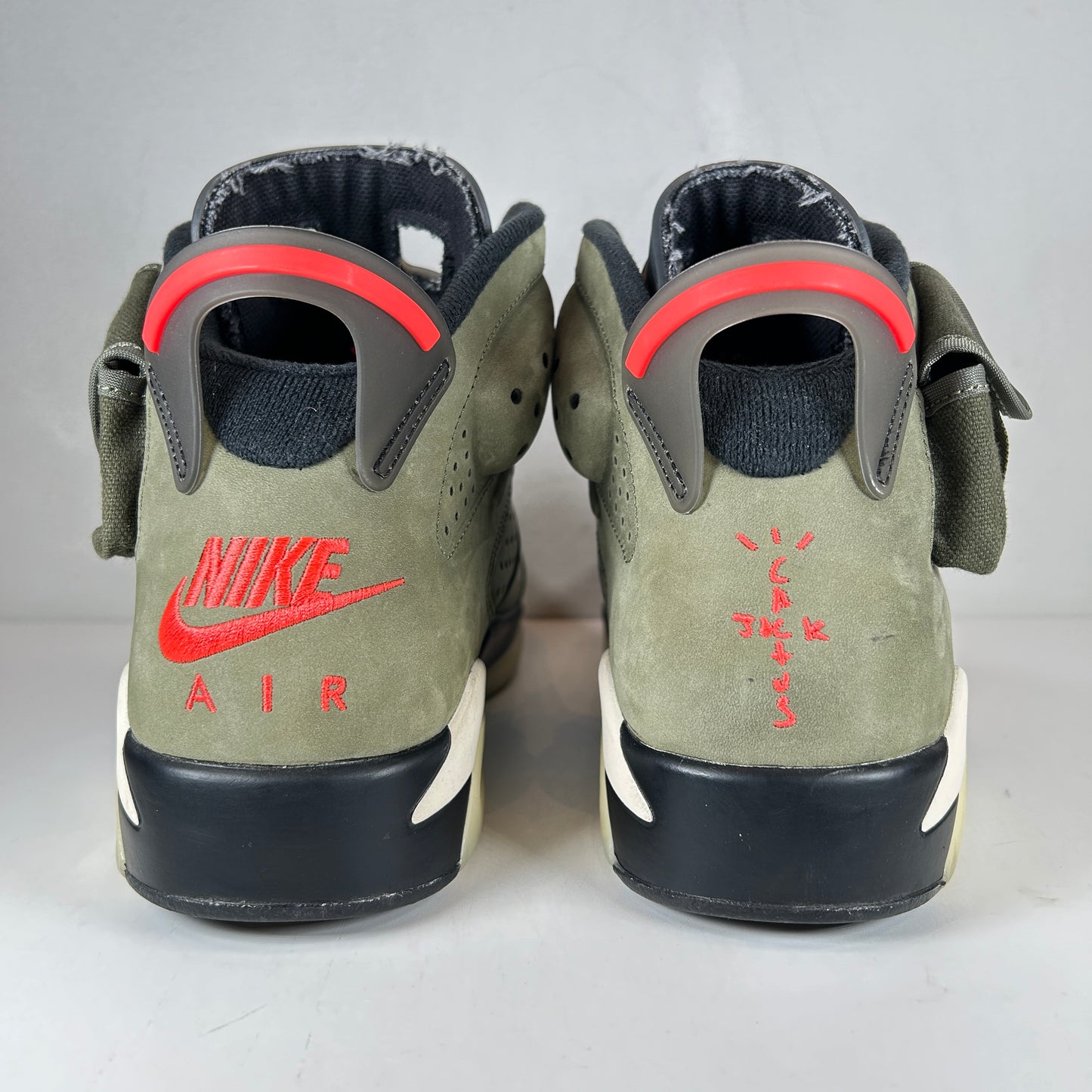 CN1084 200 Jordan 6 Retro Travis Scott [USED] - 10 M (Used2)
