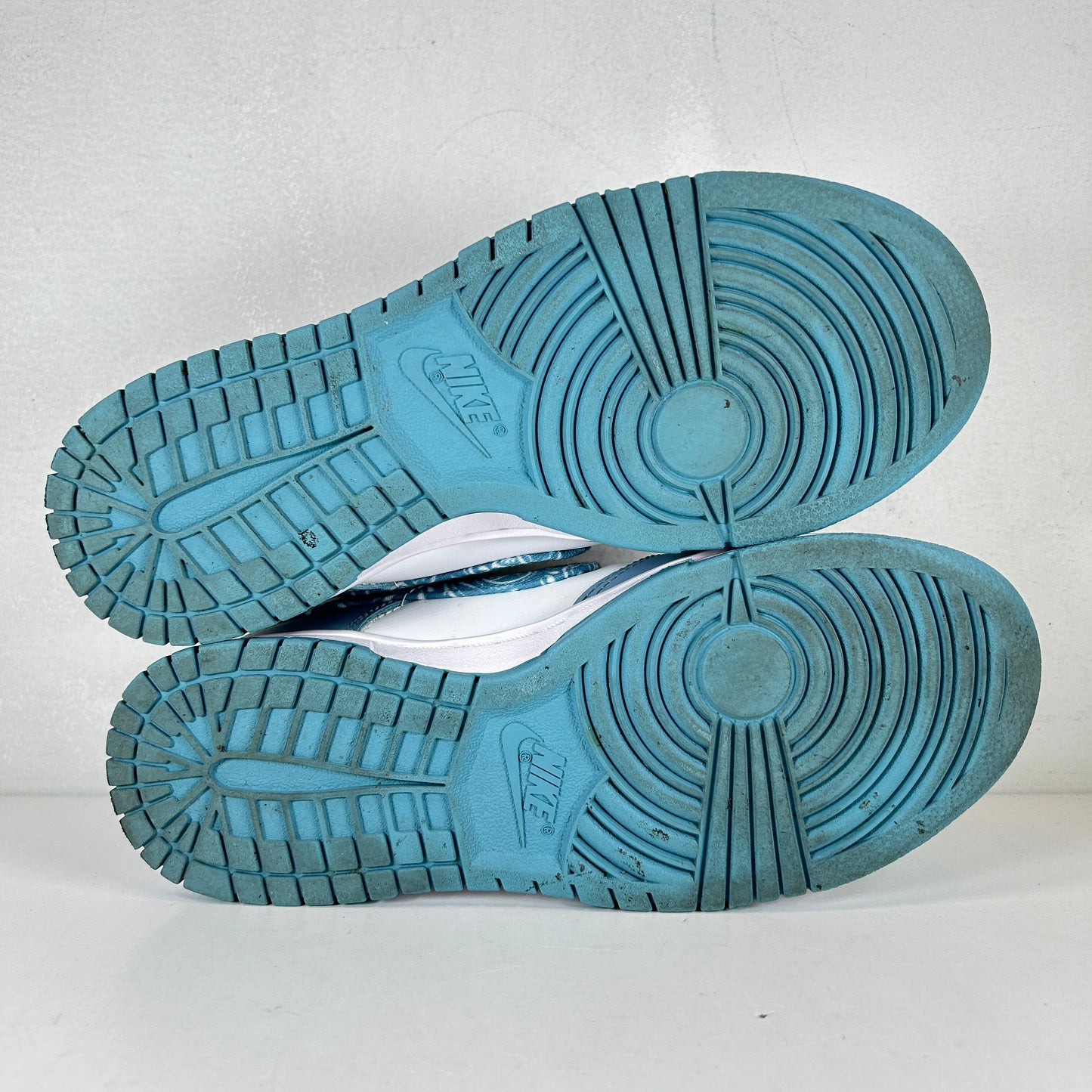 DH4401 101 Dunk Low Paisley Pack desgastado azul