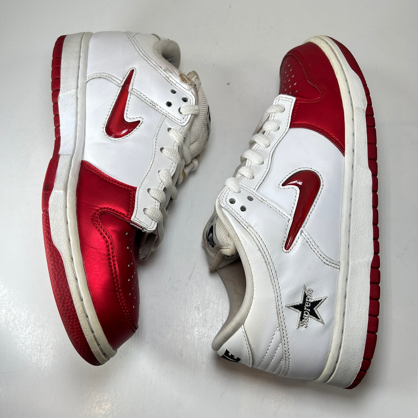 CK3480 600 Nike SB Dunk Low Supreme Jewel Swoosh Red [USED] - 8 M (Used)