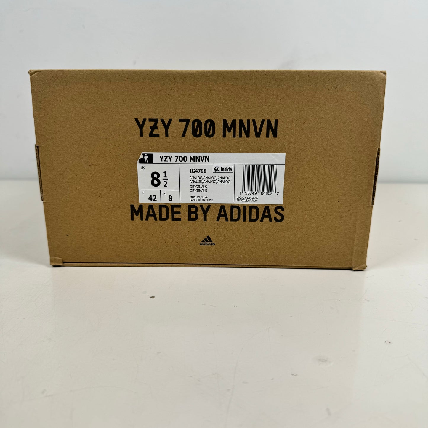 IG4798 adidas Yeezy Boost 700 MNVN Laceless Analog [USED] - 8.5 M (Used)