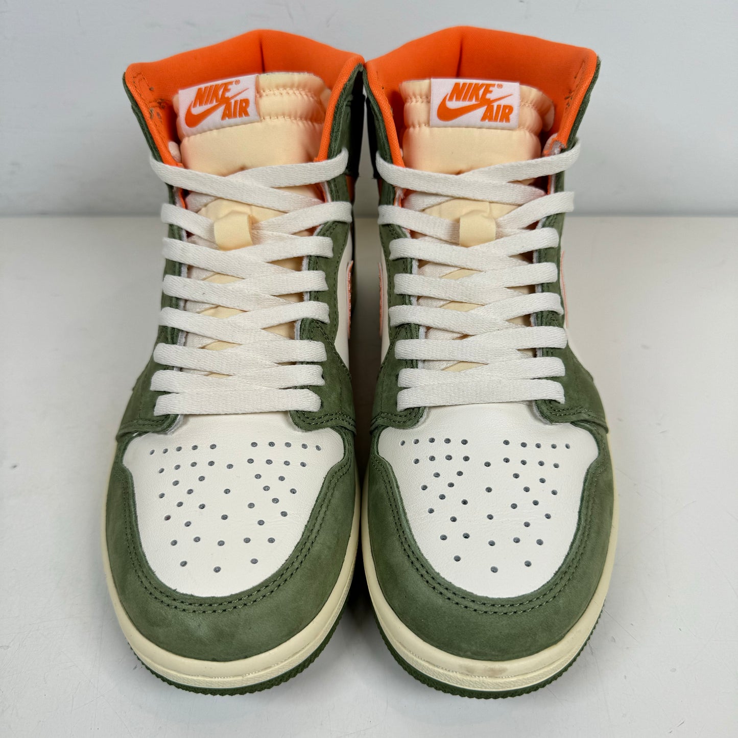 FB9934 300 Jordan 1 High OG Craft Celadon [USED] - 8.5 M (Used)