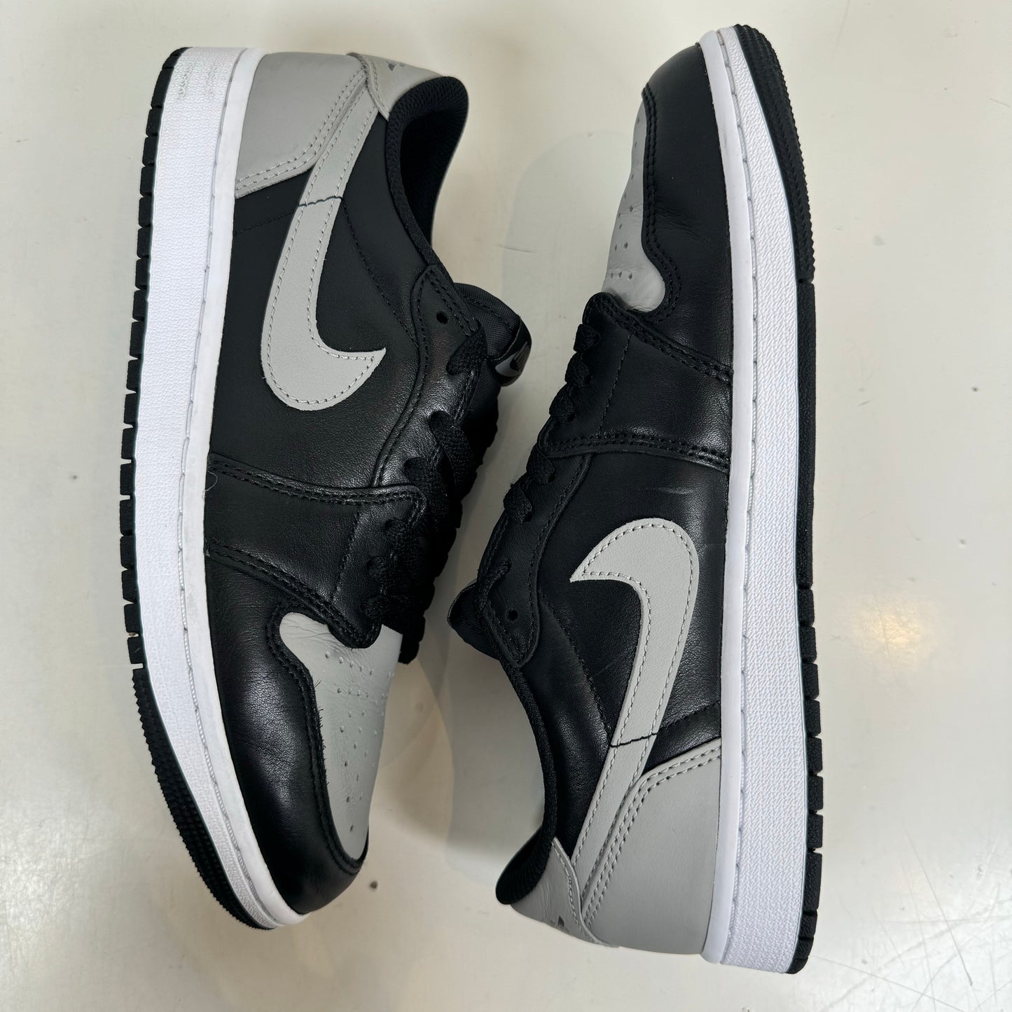 CZ0790 003 Jordan 1 Low OG Shadow (2024) [USED] - 9 M (Used)