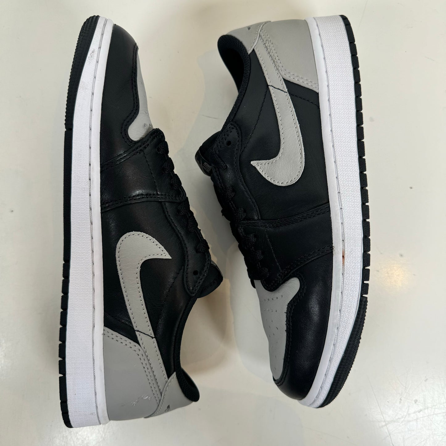 CZ0790 003 Jordan 1 Low OG Shadow (2024) [USED] - 9 M (Used)