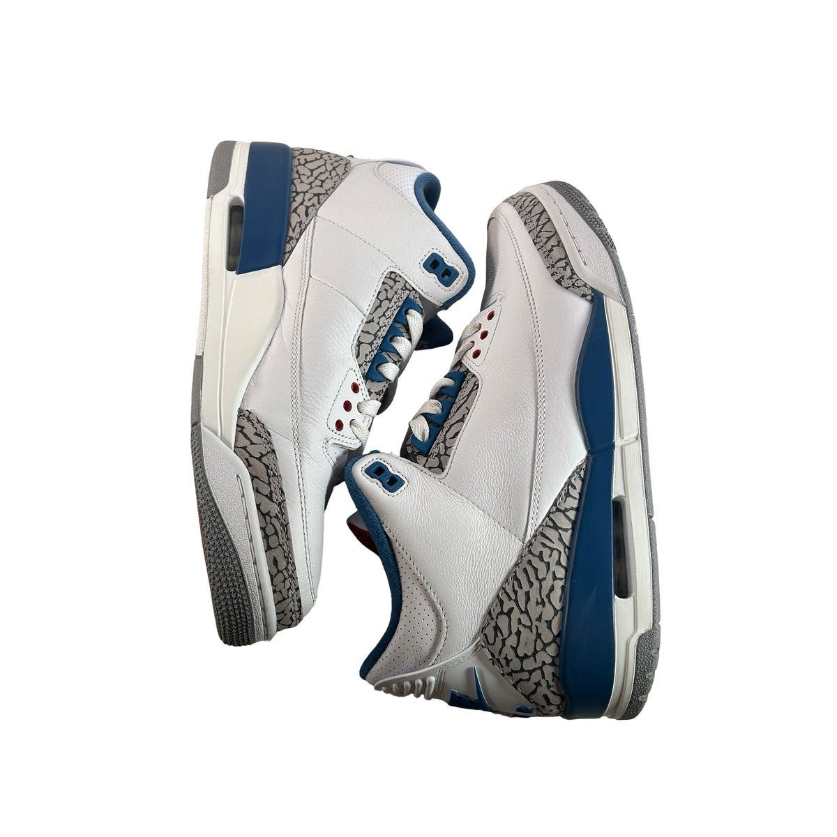 IF4396 104 Air Jordan 3 Retro True Blue (2026) [USED] - 9 M (Used4)