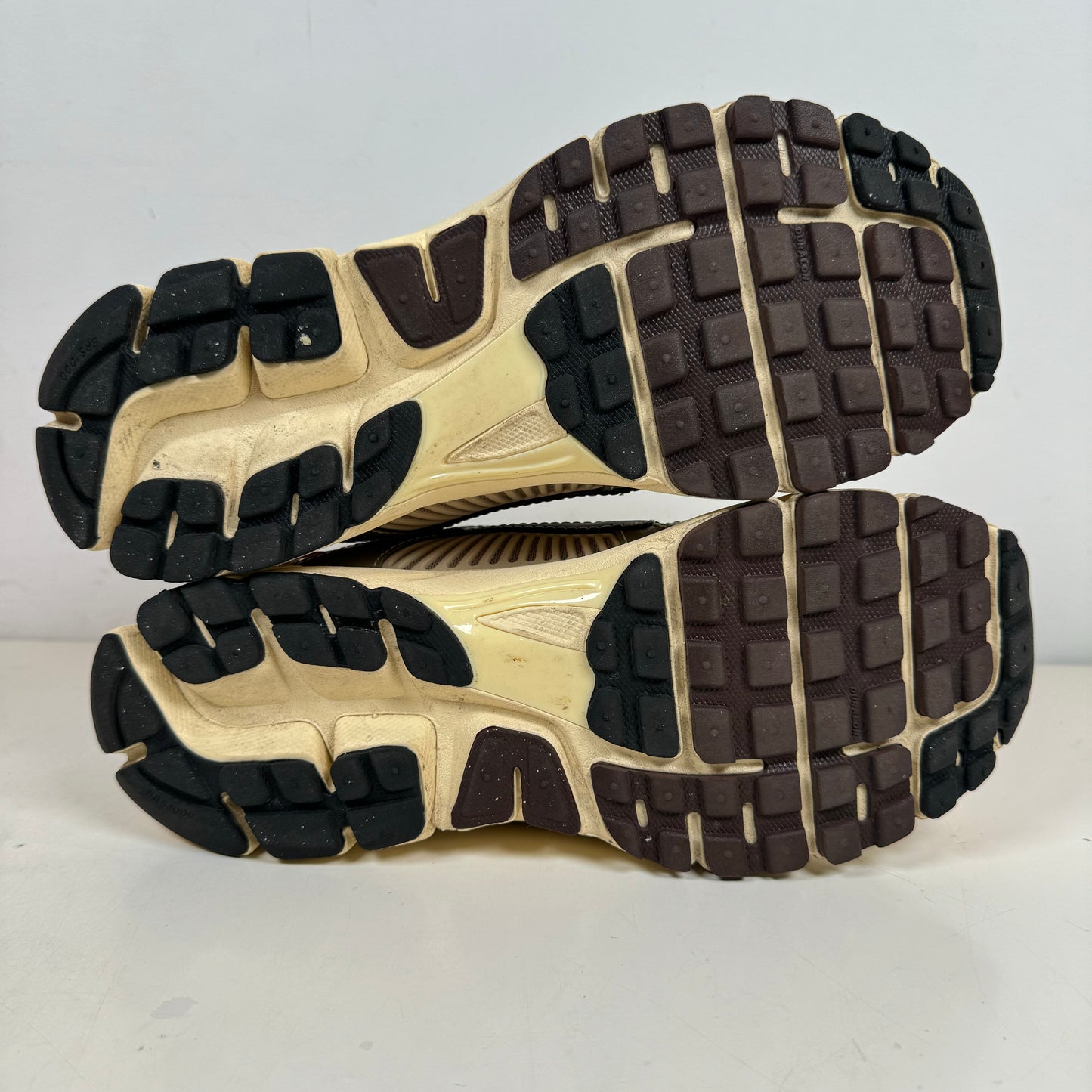 FZ5051 121 Nike Zoom Vomero 5 Sashiko [USED] - 9.5 M (Used) (Replace Box)