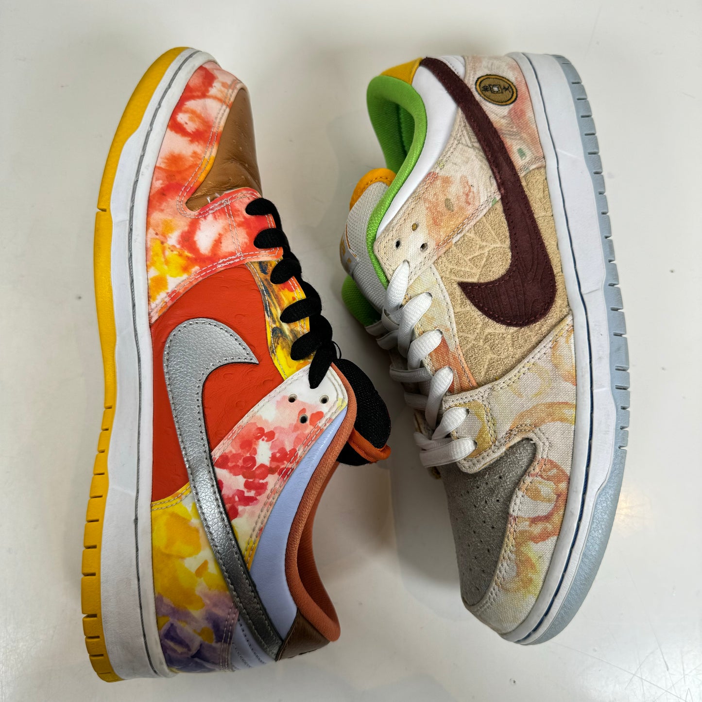 CV1628 800 Nike SB Dunk Low Street Hawker [USED] - 10 M (Used)