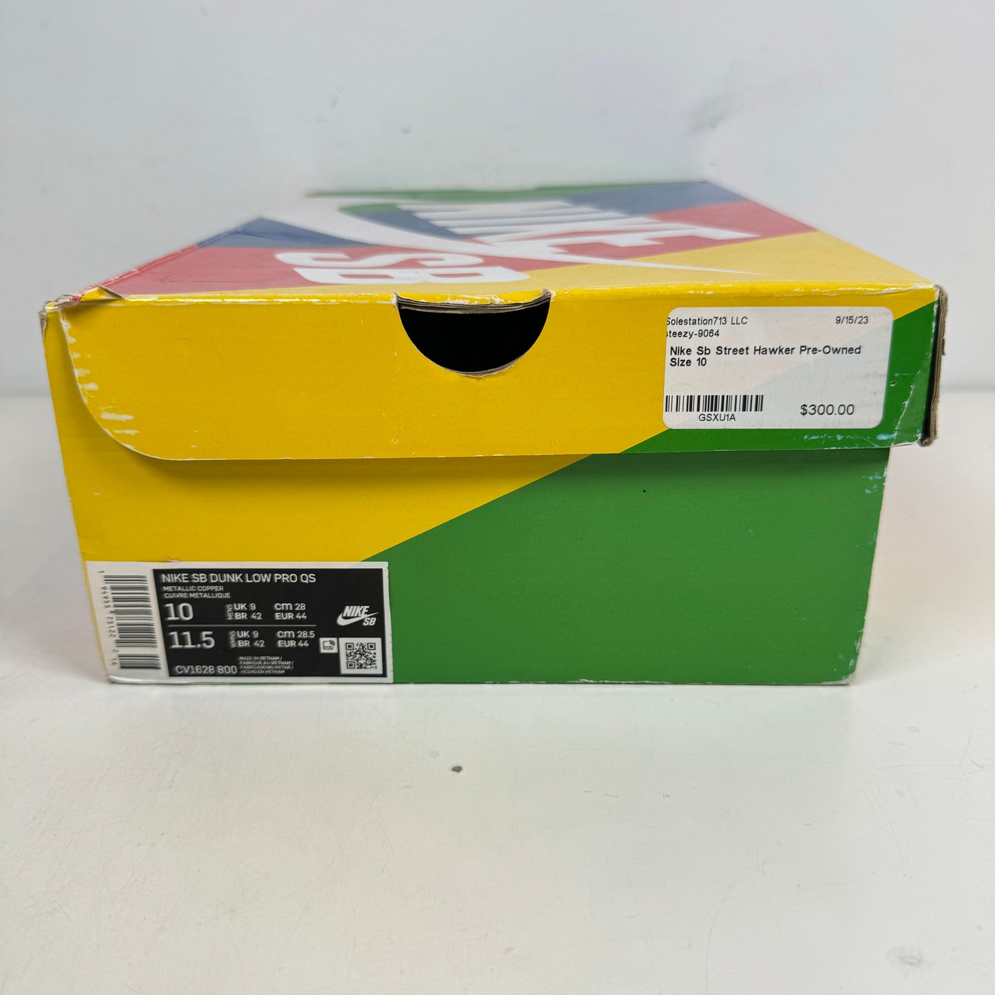 CV1628 800 Nike SB Dunk Low Street Hawker [USED] - 10 M (Used)