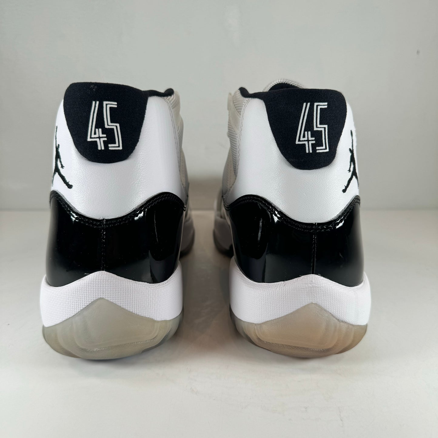 378037 100 Jordan 11 Concord [CONDITIONAL] - 10.5 M