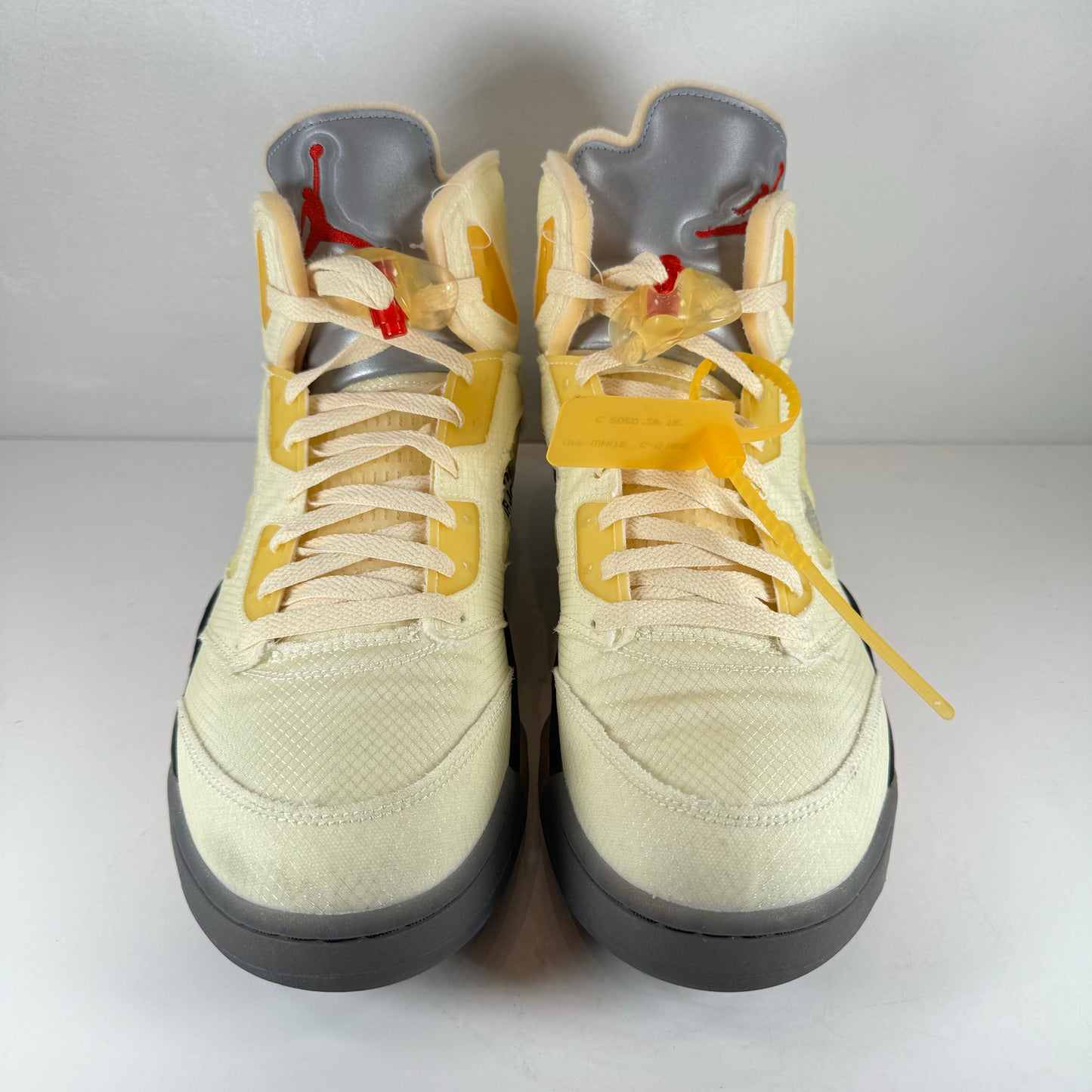 DH8565 100 Jordan 5 Off-Blanco Vela