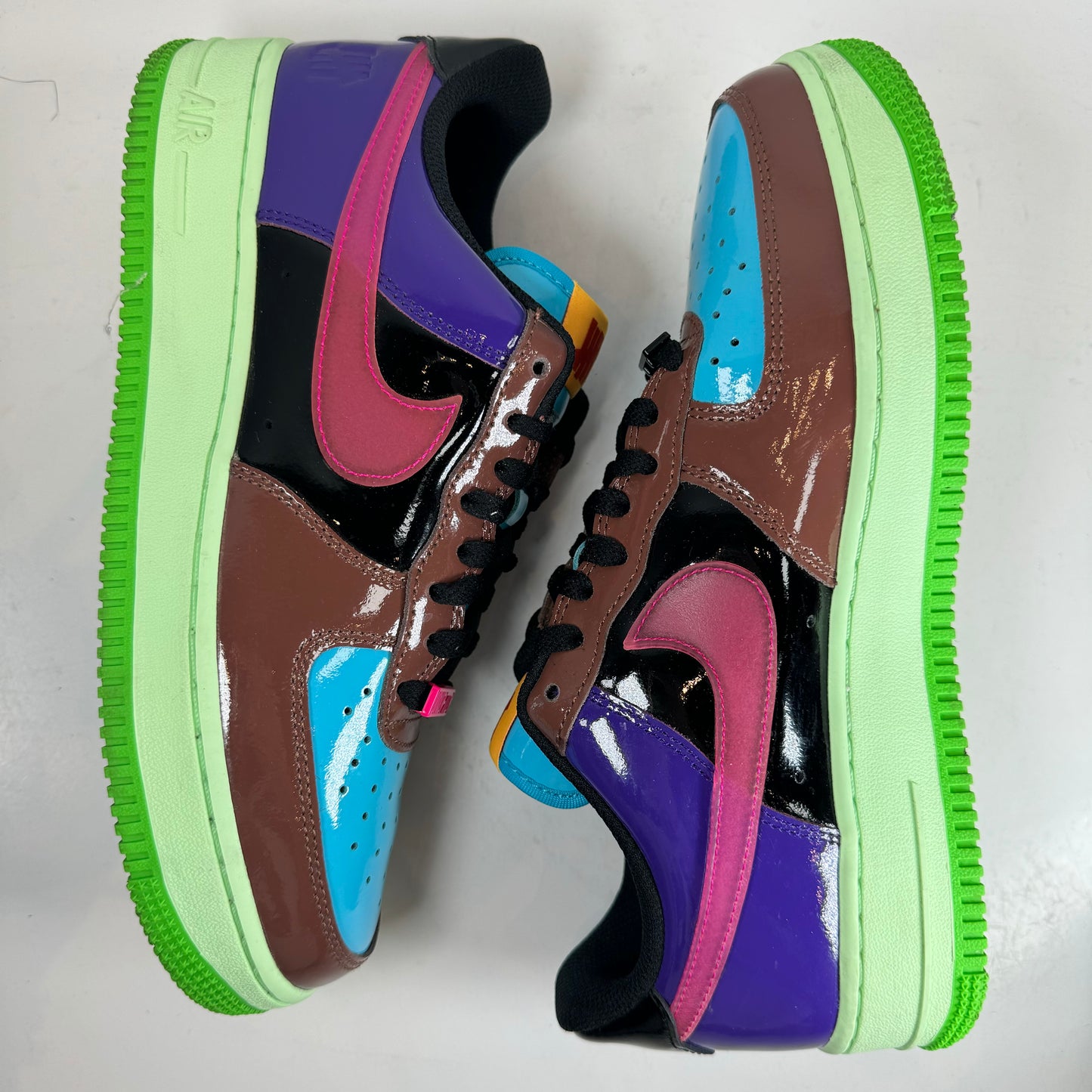 DV5255 200 Nike Air Force 1 Low SP Undefeated Multi Rosa