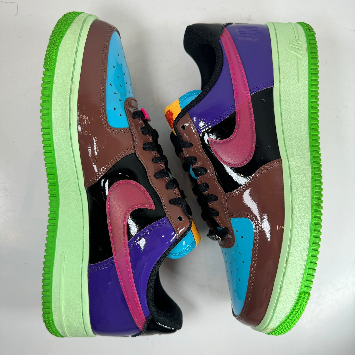 DV5255 200 Nike Air Force 1 Low SP Undefeated Multi Rosa