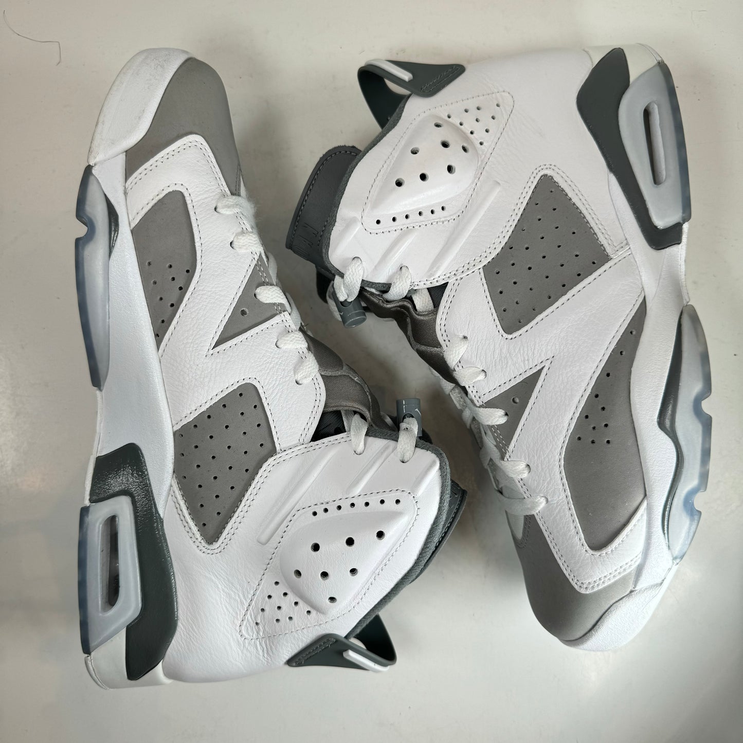 CT8529 100 Jordan 6 Retro Cool Grey [USED] - 11 M (Used)