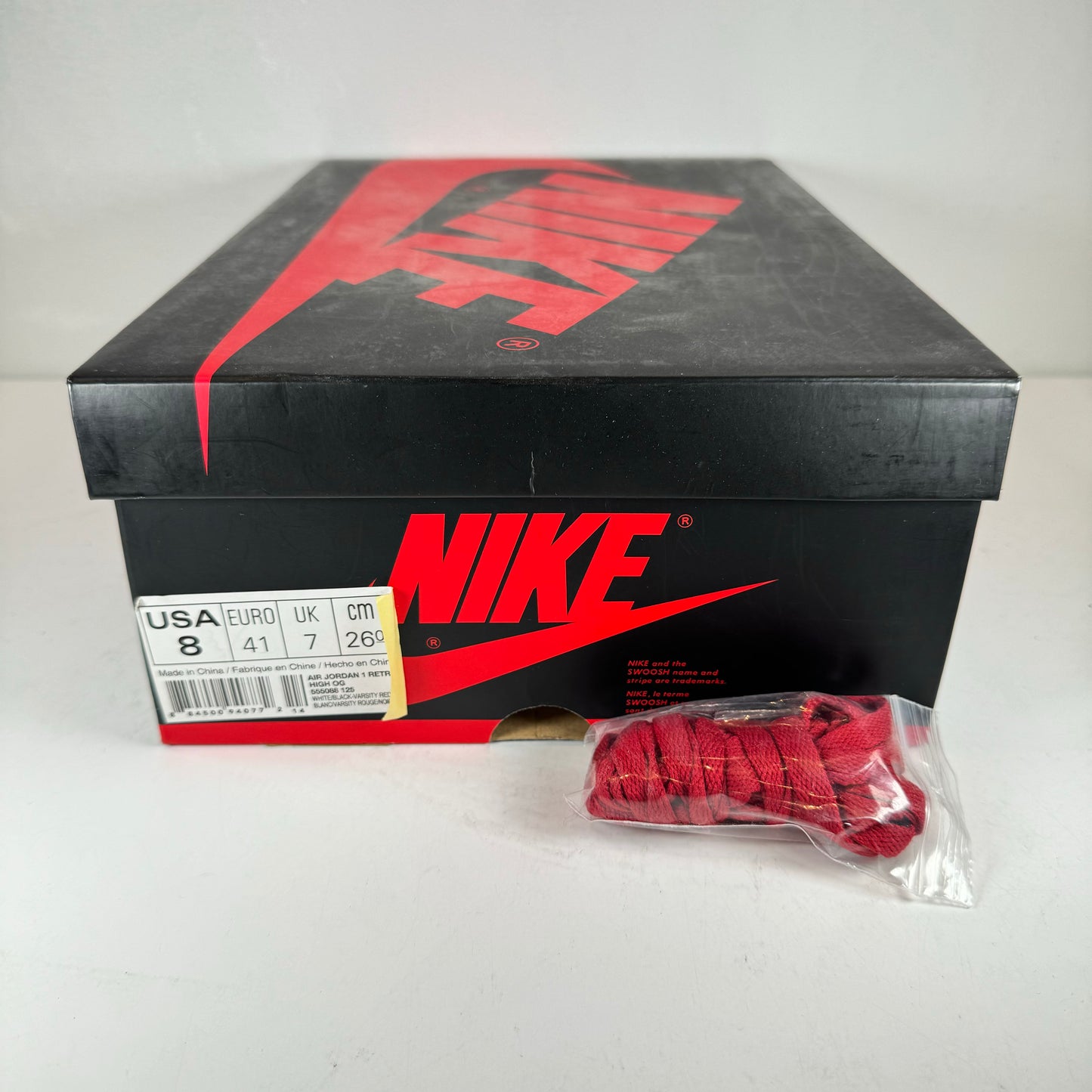 555088 125 Jordan 1 Retro Black Toe (2016) [USED] - 8 M (Used)