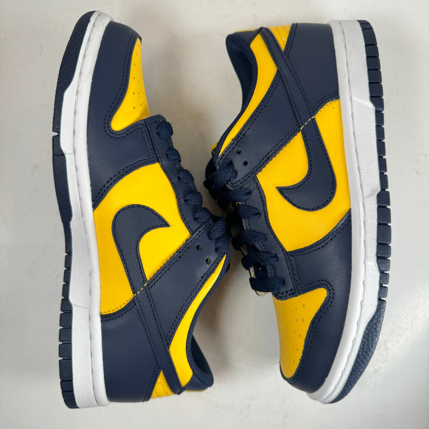 CW1590 700 Nike Dunk Low Michigan (2021) (GS) - 4 Y (Used)