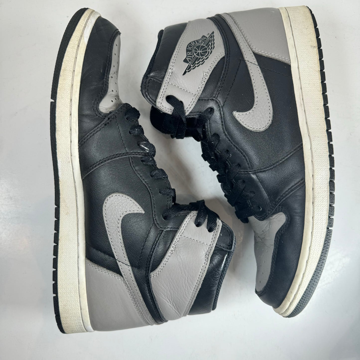 555088 013 Jordan 1 Shadow (2018) [USED] - 10.5 M (Used)