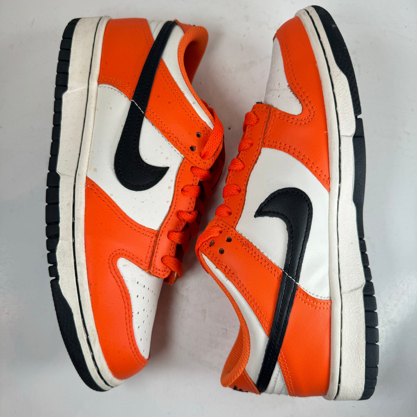 DH9765 003 Nike Dunk Low Halloween (2022) (GS) [USED] - 6 Y (Used)