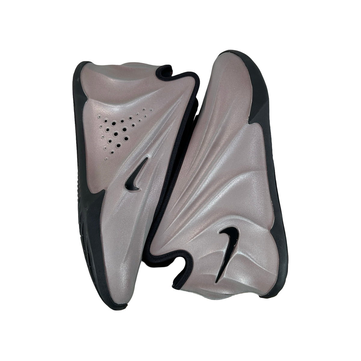 FZ5590 002 Nike GT Future Metallic Silver [Used] - 9.5 M (Used2)