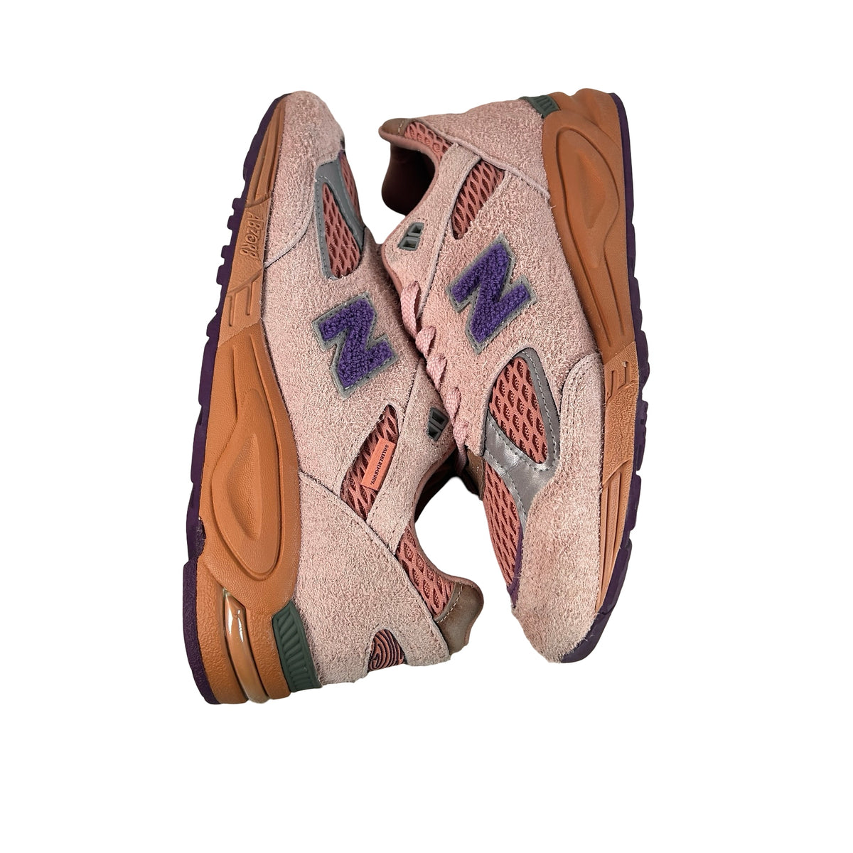 M990SB2 New Balance 990v2 Salehe Bembury Sand Be The Time [USED] - 9 M (Used)