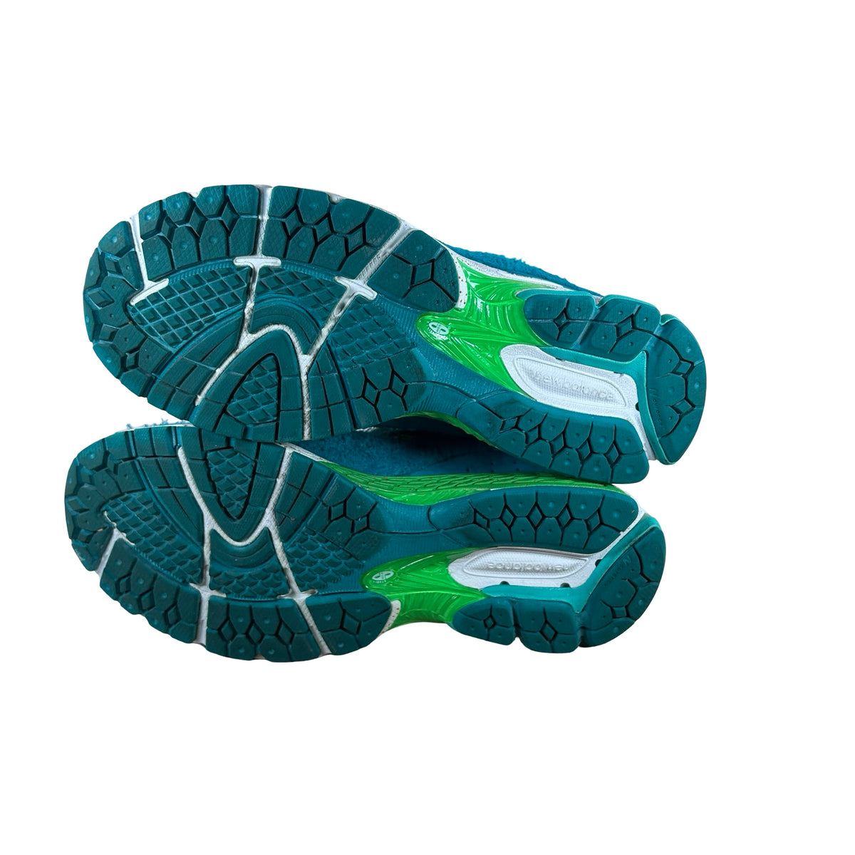 ML2002RJ New Balance 2002R Salehe Bembury Water Be The Guide [USED] - 8.5 M (Used7)