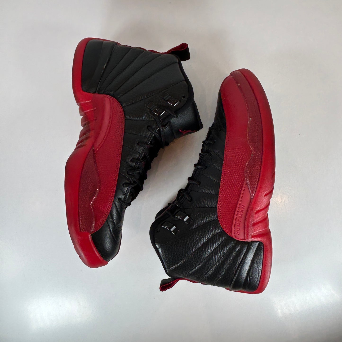 130690 002 Jordan 12 Retro Flu Game (2016) [USED] - 8 M (Used) (No Box)