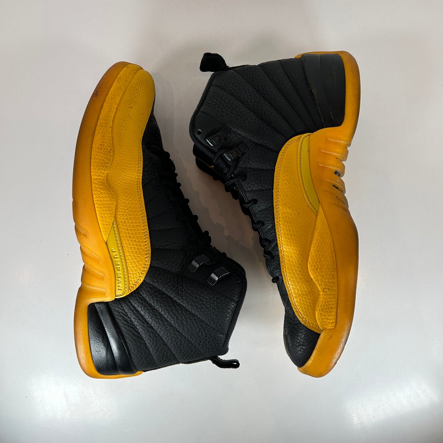 130690 070 Jordan 12 Black University Gold [USED] - 9 M (Used) (No Box) (Missing Insoles)