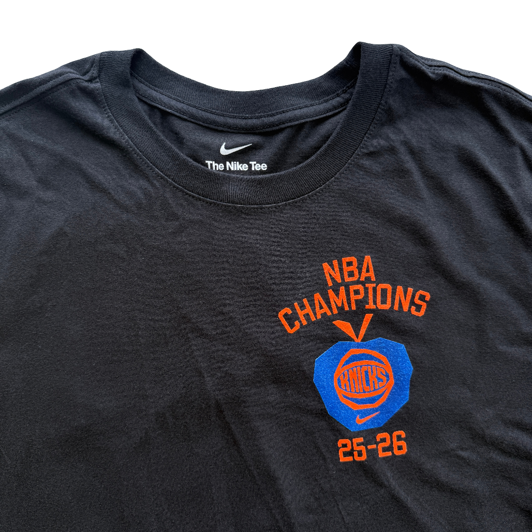 Nike New York Knicks '25-'26 NBA Champions Big Apple Tee Black
