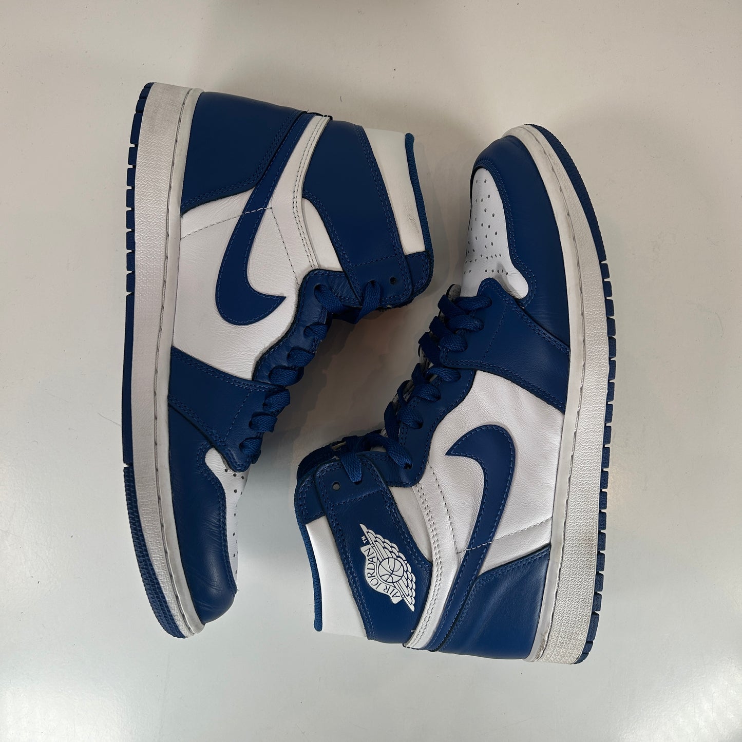 555088 127 Jordan 1 Retro Tormenta Azul