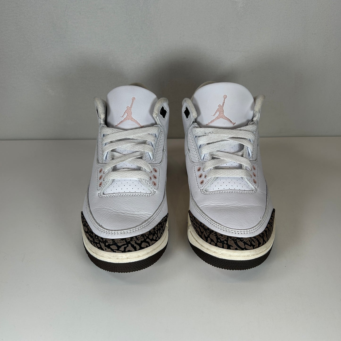CK9246 102 Jordan 3 Retro Neapolitan Dark Mocha (Women's) - 7 W (Used)