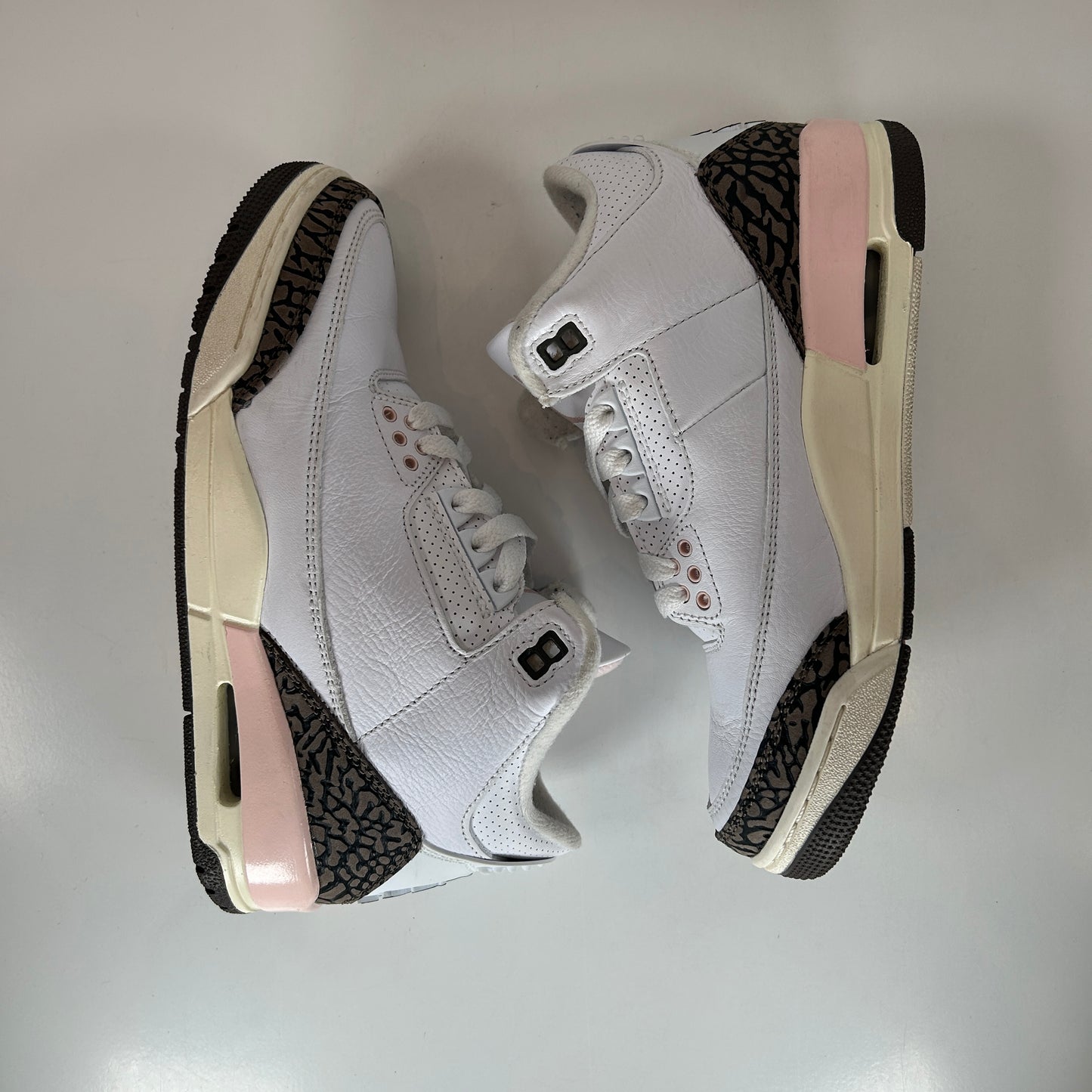 CK9246 102 Jordan 3 Retro Neapolitan Dark Mocha (Women's) - 7 W (Used)