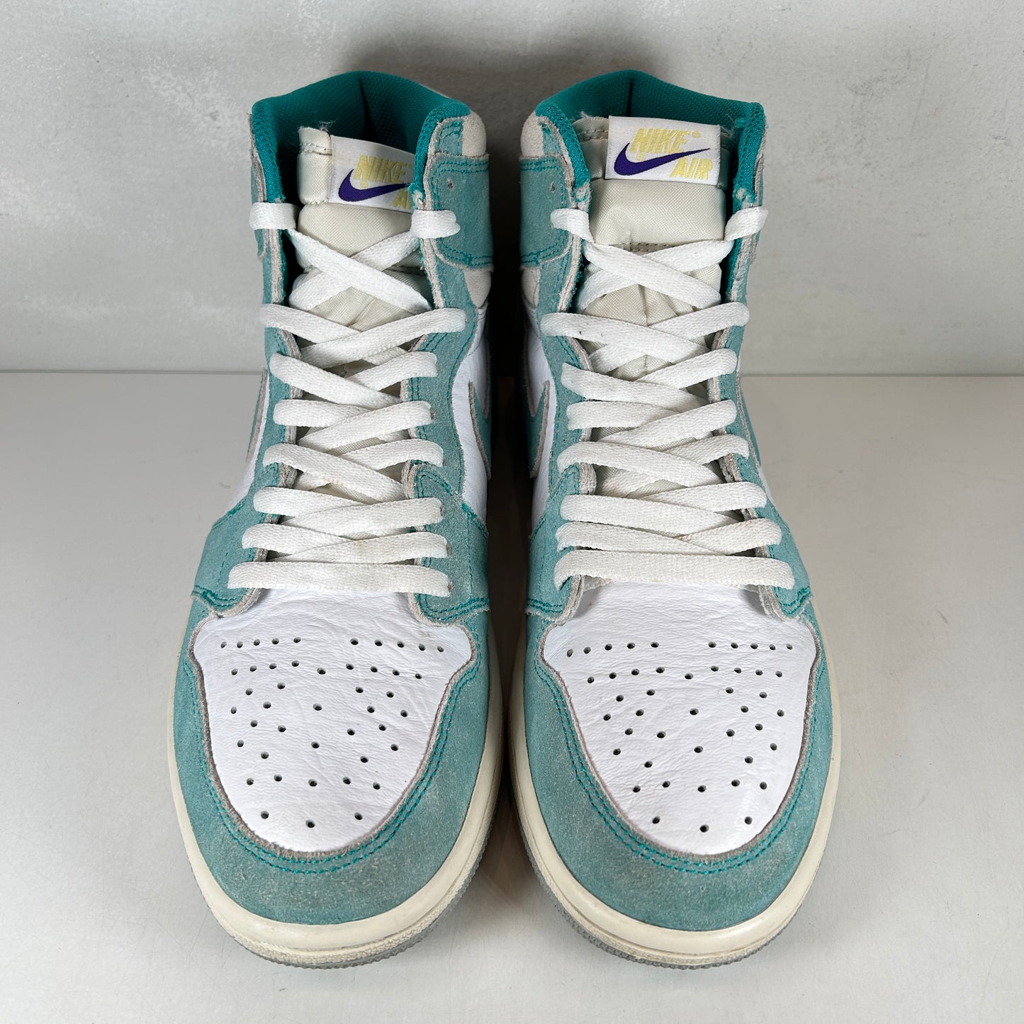 555088 311 Jordan 1 Retro High Turbo Green [USED] - 10 M (Used) (No Box)