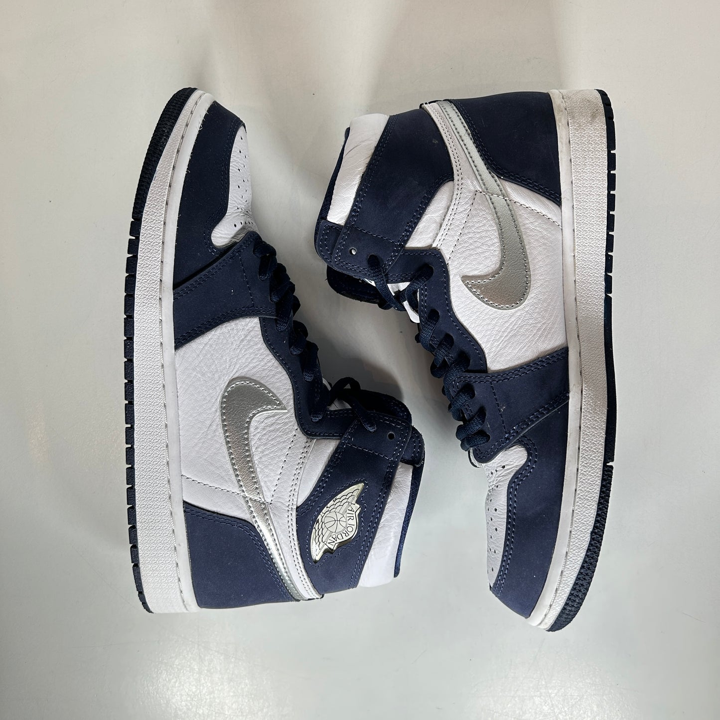 DC1788 100 Jordan 1 Co.JP Midnight Navy 2020 [USED] - 9.5 M (Used2)