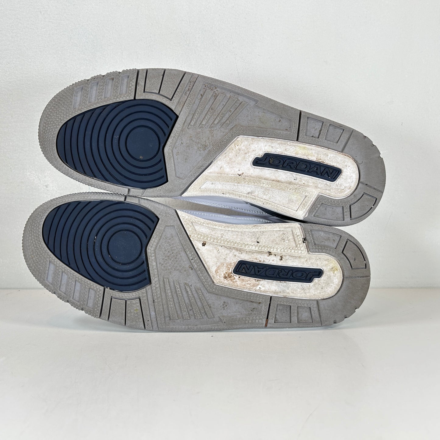 CT8532 140 Jordan 3 Retro Midnight Navy [USED] - 11.5 M (Used) (No Box)