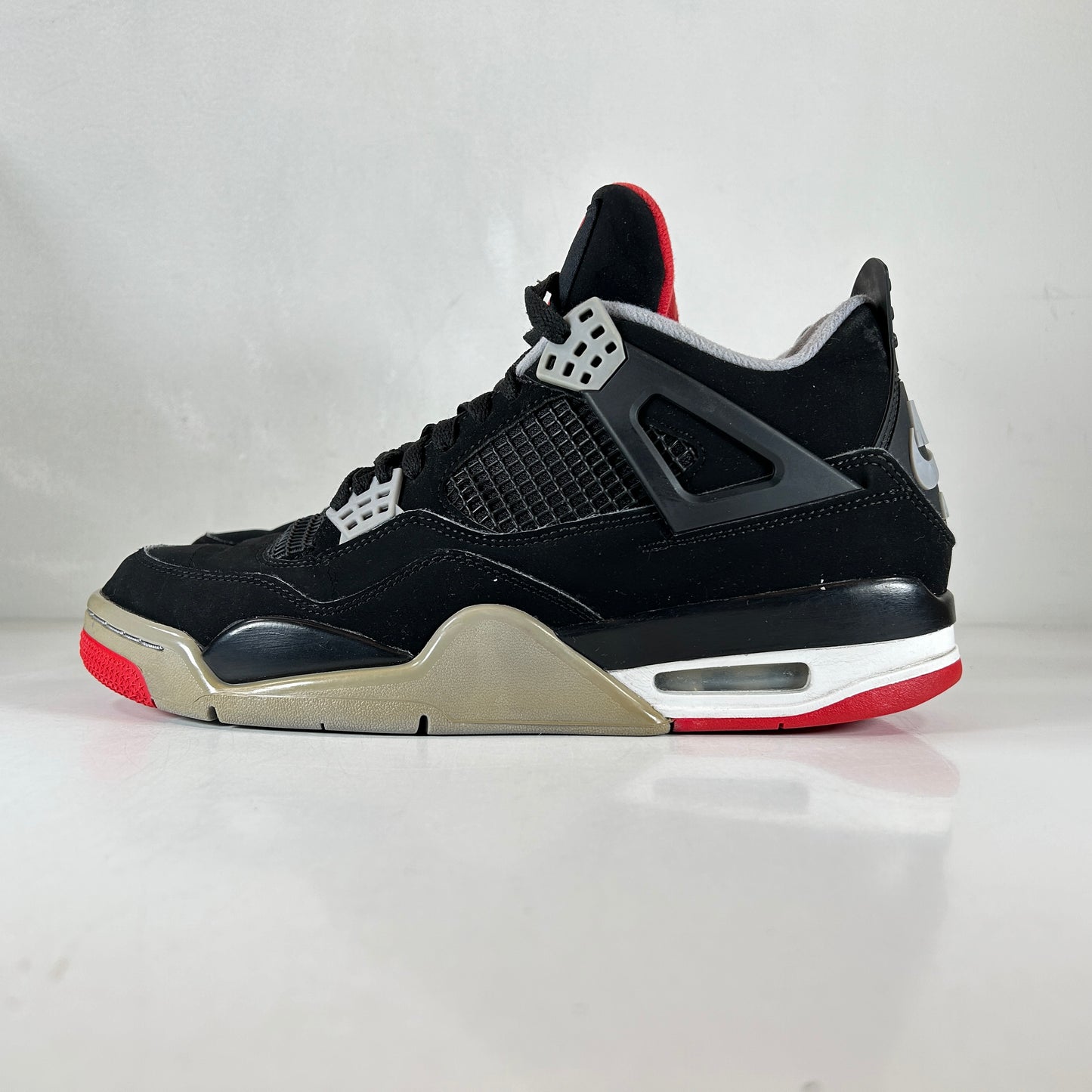 308497 060 Jordan 4 Bred (2019) [USED] - 9 M (Used3)