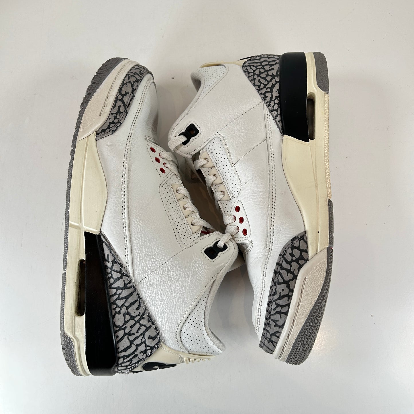 DN3707 100 Jordan 3 Retro White Cement Reimagined [USED] - 8 M (Used2)
