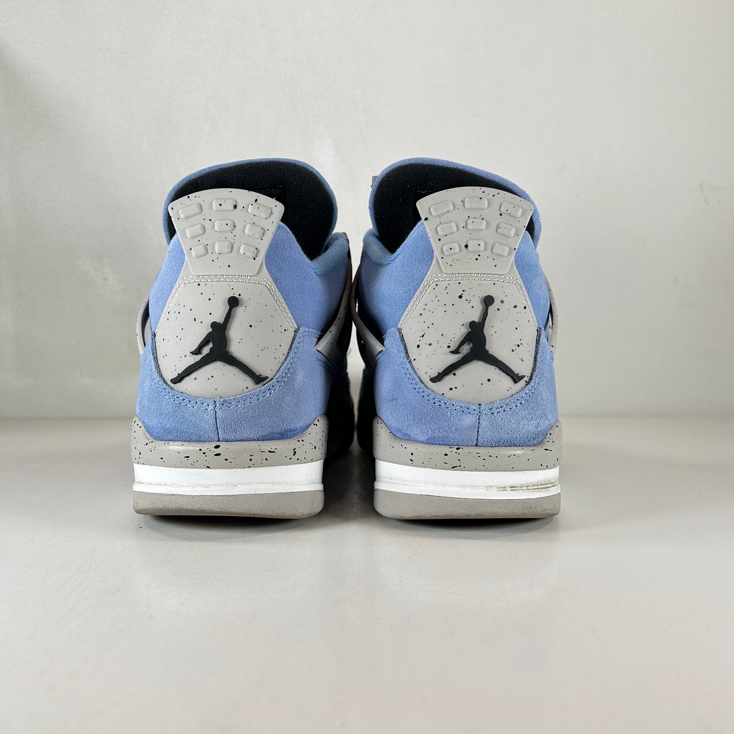 CT8527 400 Jordan 4 University Blue [USED] - 10.5 M (Used)