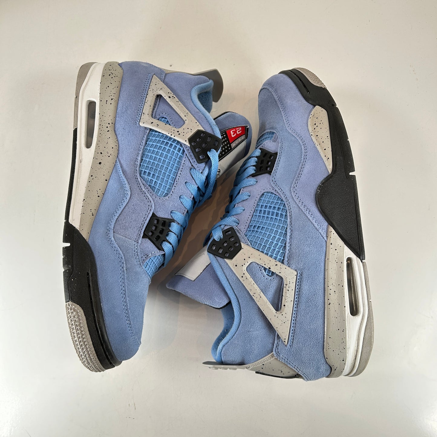 CT8527 400 Jordan 4 University Blue [USED] - 10.5 M (Used)