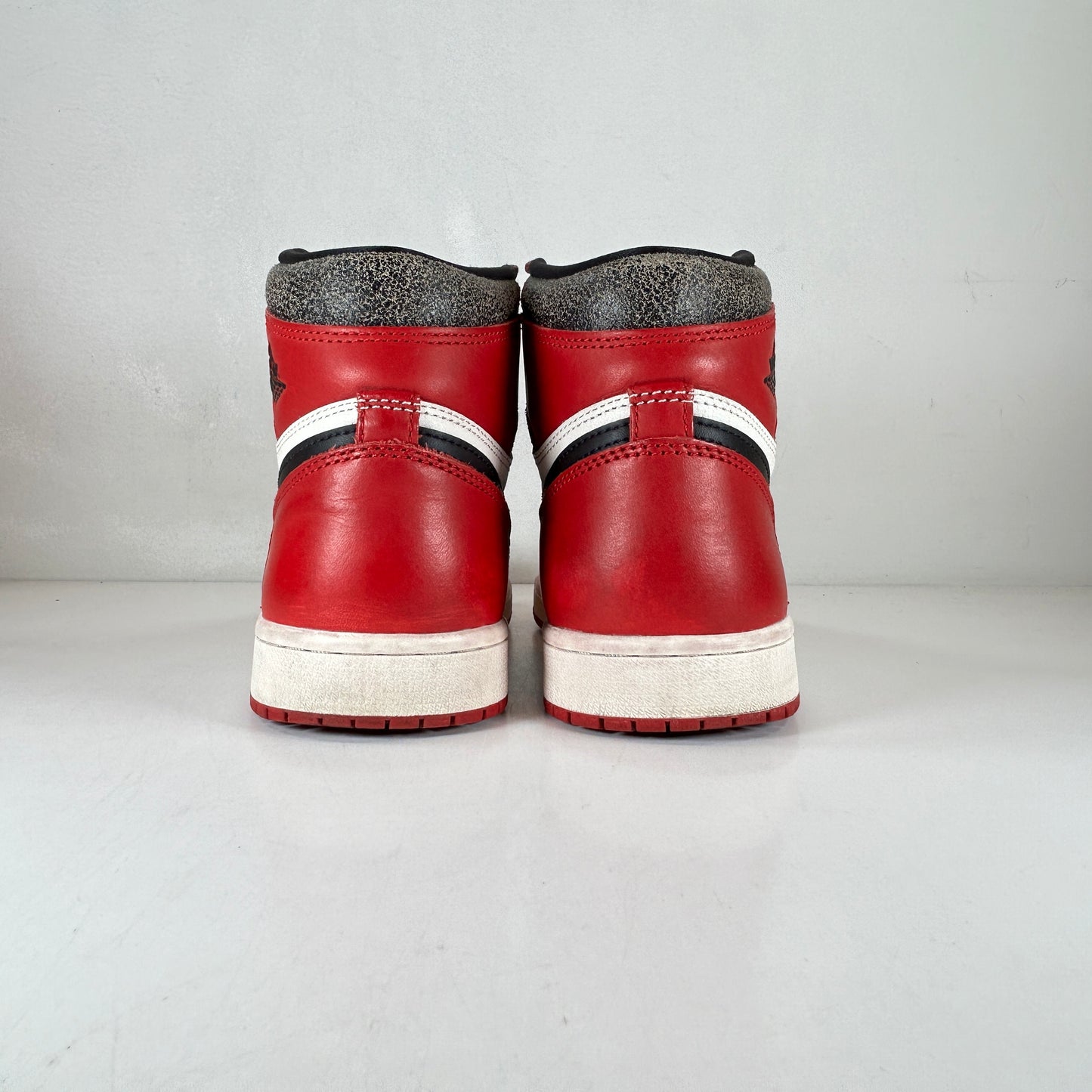 DZ5485 612 Jordan 1 Retro High OG Chicago Lost And Found [USED] - 8 M (Used4)