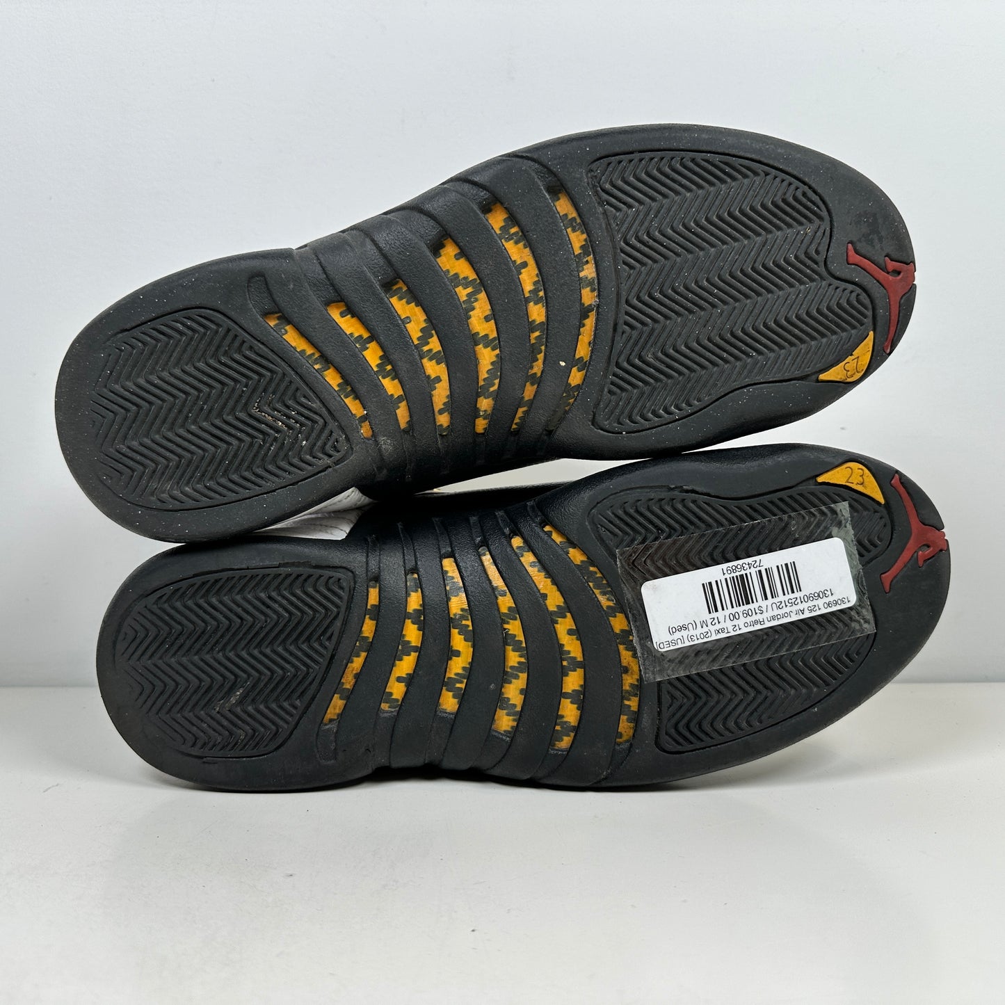 130690 125 Air Jordan Retro 12 Taxi (2013) [USED] - 12 M (Used)